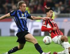 PG Soft Gaming-AC米兰球队签下新后卫，加强后防实力