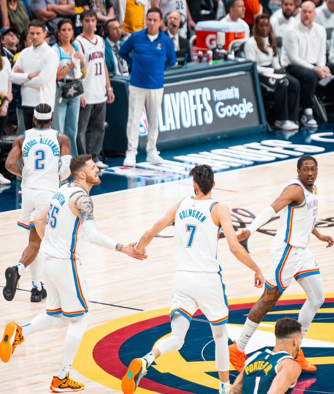 PG中国登录入口-雷霆主控状态回升,领导球队胜出